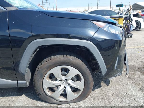 2021 TOYOTA RAV4 LE — I156