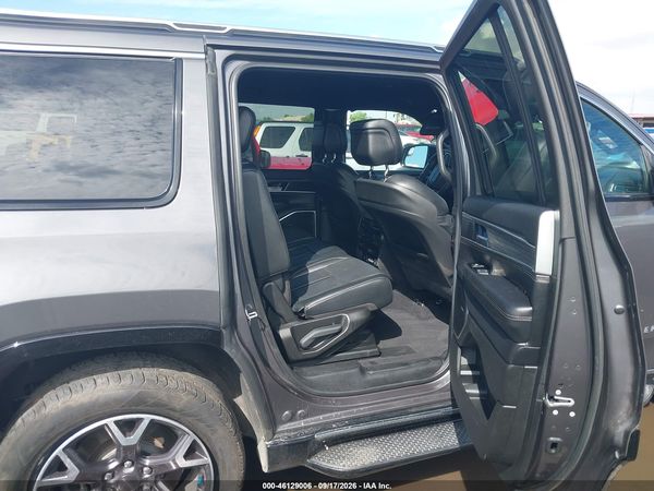 2023 JEEP WAGONEER SERIES III 4X4 — I8