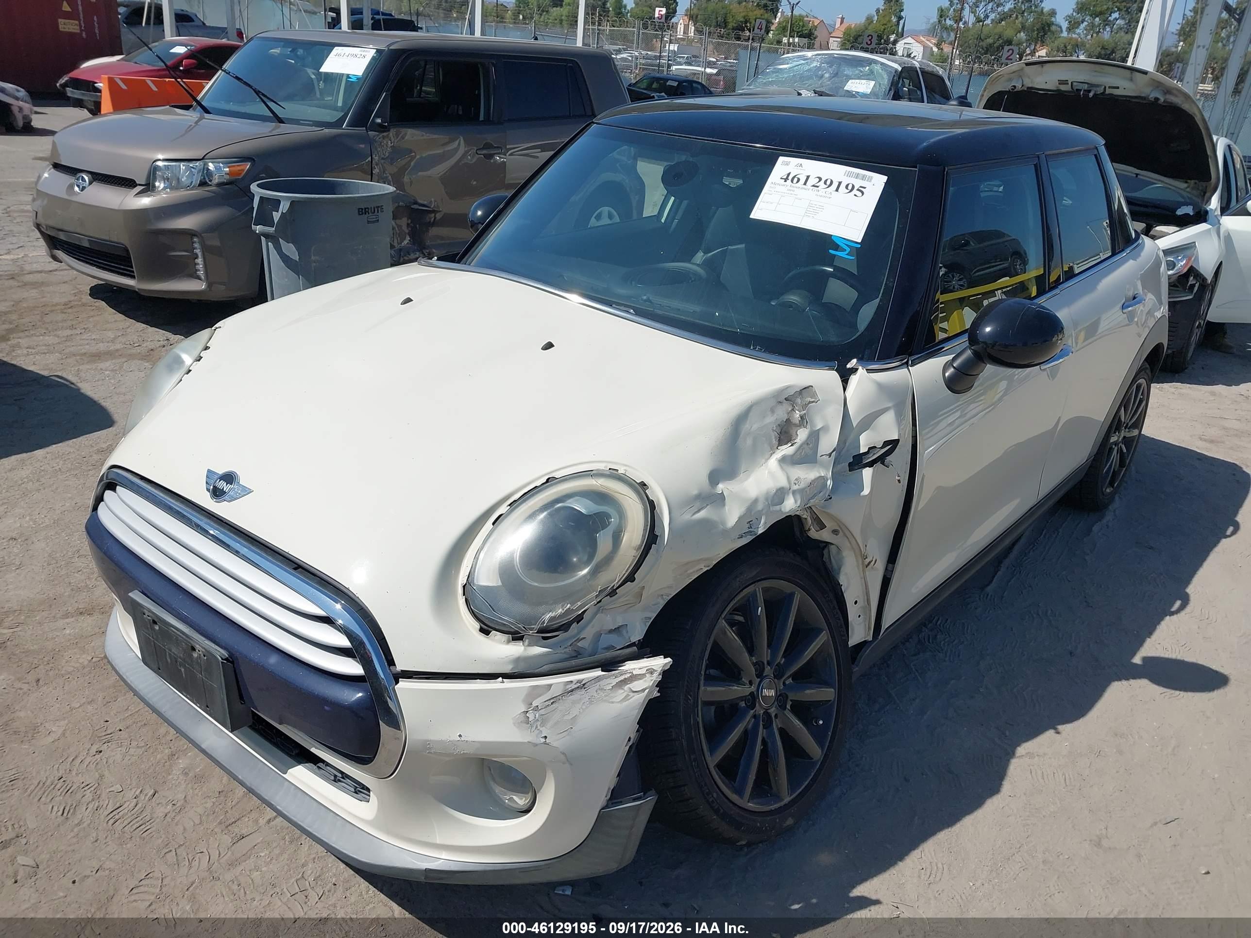 2015 MINI HARDTOP COOPER — I2