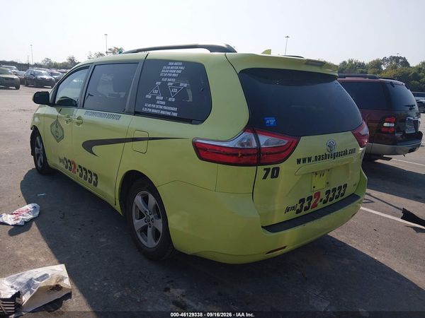 2019 TOYOTA SIENNA LE 8 PASSENGER — I3