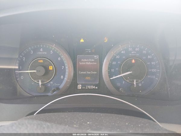 2019 TOYOTA SIENNA LE 8 PASSENGER — I7