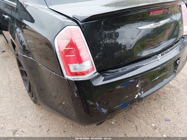 2012 CHRYSLER 300 LIMITED — I6