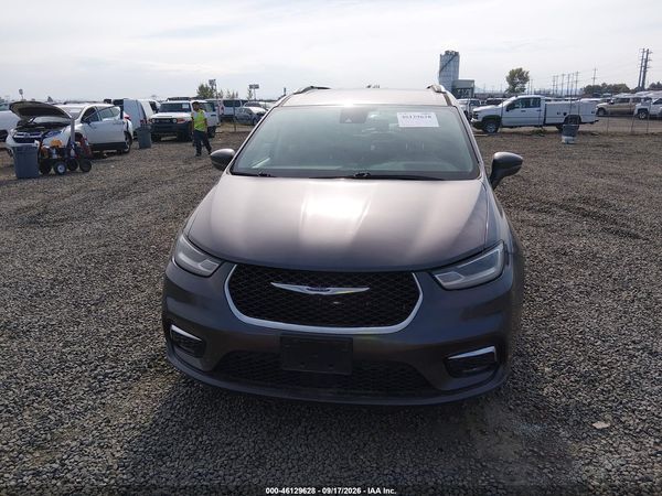 2021 CHRYSLER PACIFICA TOURING L — I115