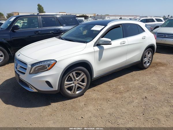 2015 MERCEDES-BENZ GLA 250 GLA250 — I2