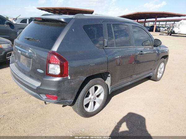2017 JEEP COMPASS LATITUDE 4X4 — I4
