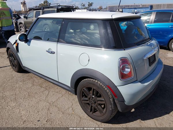 2013 MINI HARDTOP COOPER — I3