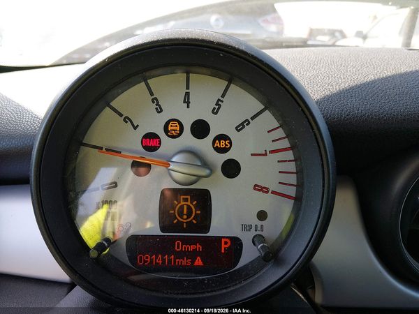 2013 MINI HARDTOP COOPER — I7
