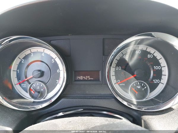 2015 DODGE GRAND CARAVAN SXT — I7