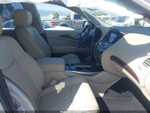 2019 INFINITI QX60 LUXE — I5