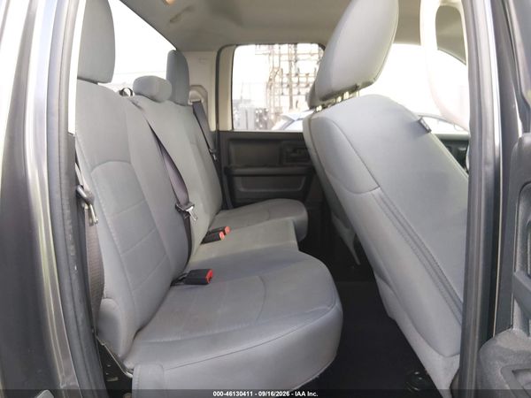 2016 RAM 1500 ST — I8