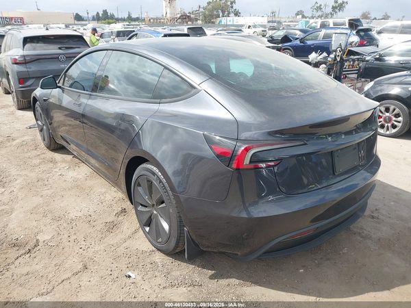 2025 TESLA MODEL 3 — I3