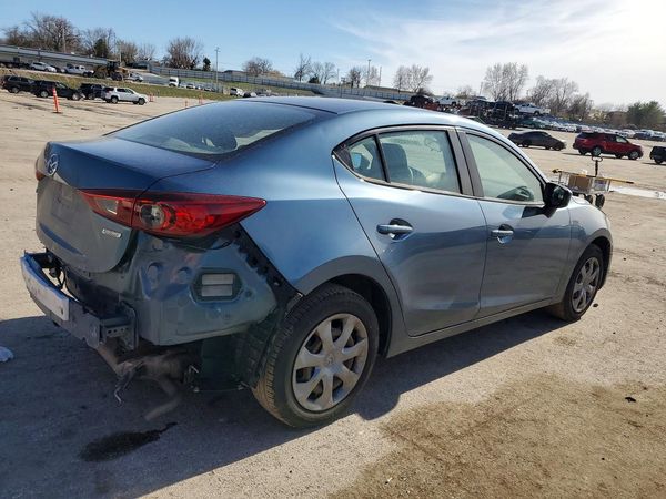 2015 MAZDA 3