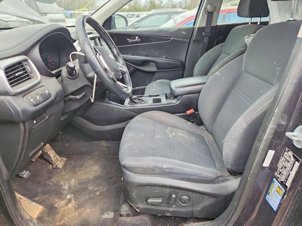 2019 KIA SORENTO L, LX, S