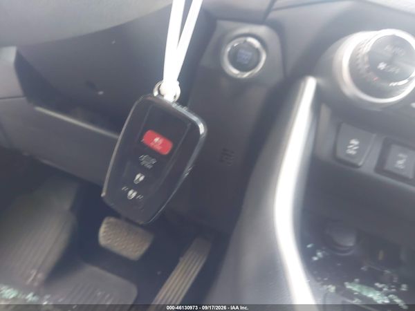 2021 TOYOTA RAV4 XLE — I11