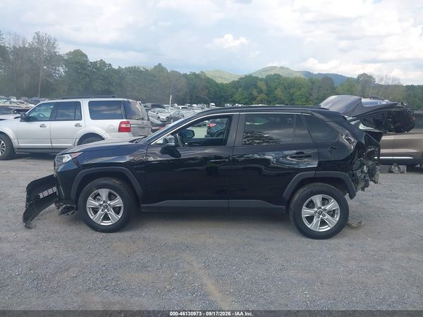 2021 TOYOTA RAV4 XLE — I117