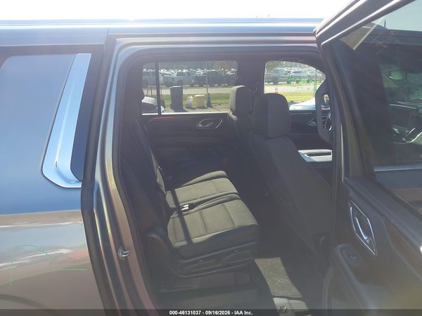 2023 CHEVROLET SUBURBAN 4WD LS — I8