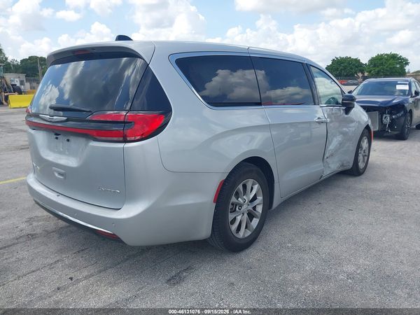 2026 CHRYSLER PACIFICA — I4