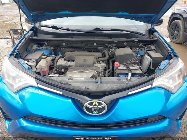 2016 TOYOTA RAV4 LE — I10