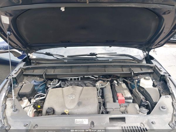 2021 TOYOTA HIGHLANDER XLE — I10