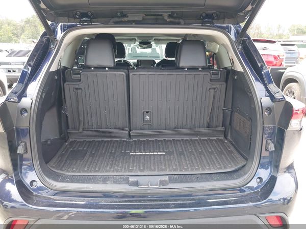 2021 TOYOTA HIGHLANDER XLE — I152