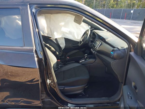 2019 NISSAN KICKS S — I5