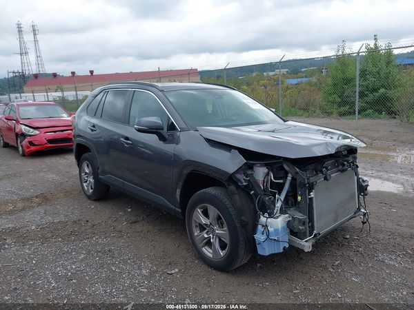 2022 TOYOTA RAV4 XLE — I1