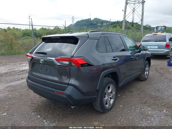 2022 TOYOTA RAV4 XLE — I4
