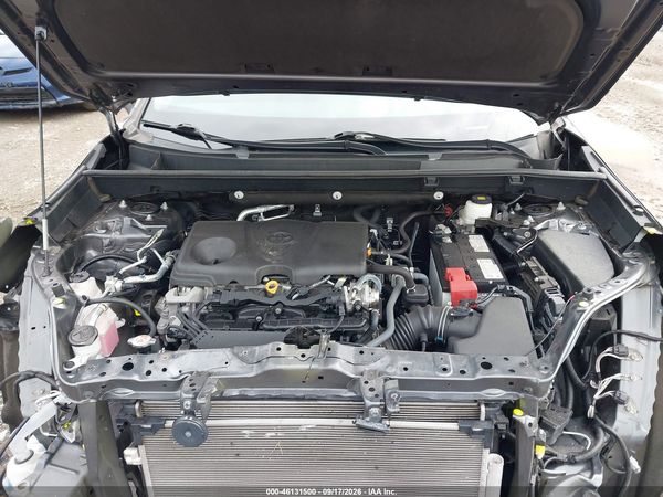 2022 TOYOTA RAV4 XLE — I10