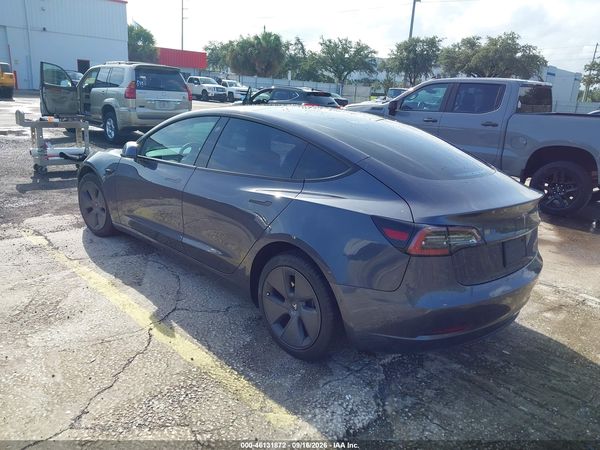 2022 TESLA MODEL 3 — I3