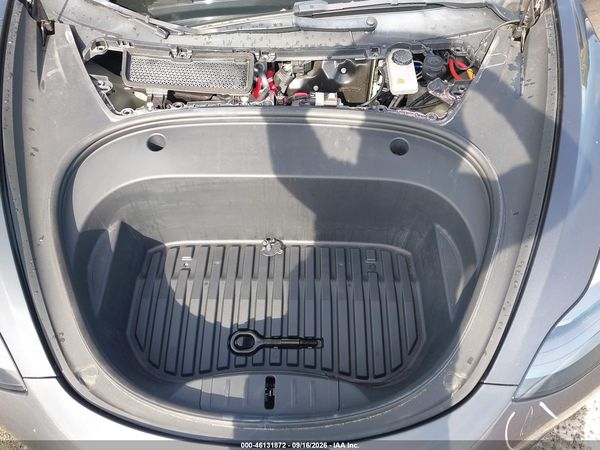 2022 TESLA MODEL 3 — I10