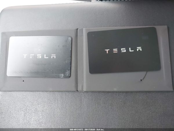 2022 TESLA MODEL 3 — I11