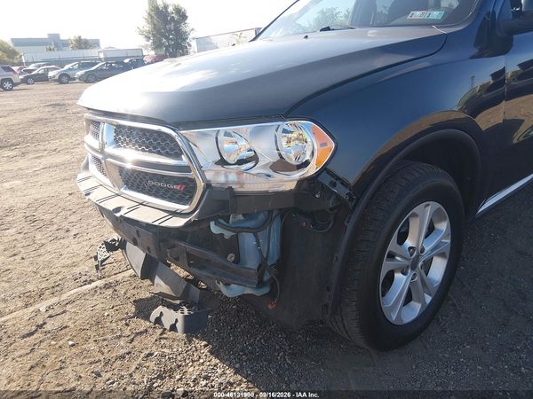 2013 DODGE DURANGO SXT — I6