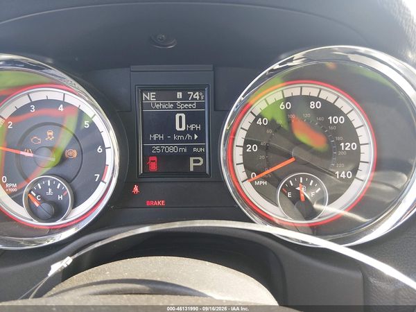 2013 DODGE DURANGO SXT — I7
