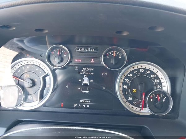 2016 RAM 1500 LARAMIE — I7