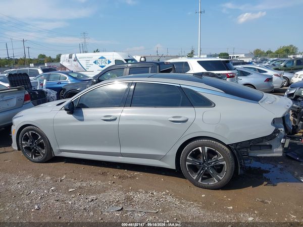 2022 KIA K5 GT-LINE — I117