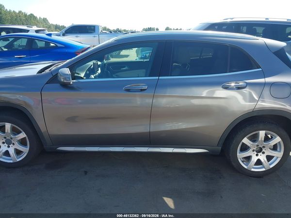 2016 MERCEDES-BENZ GLA 250 GLA250 — I117