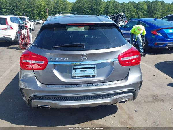2016 MERCEDES-BENZ GLA 250 GLA250 — I119