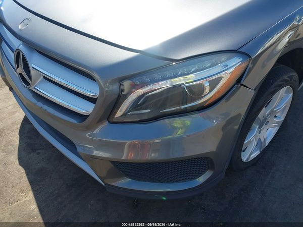 2016 MERCEDES-BENZ GLA 250 GLA250 — I153