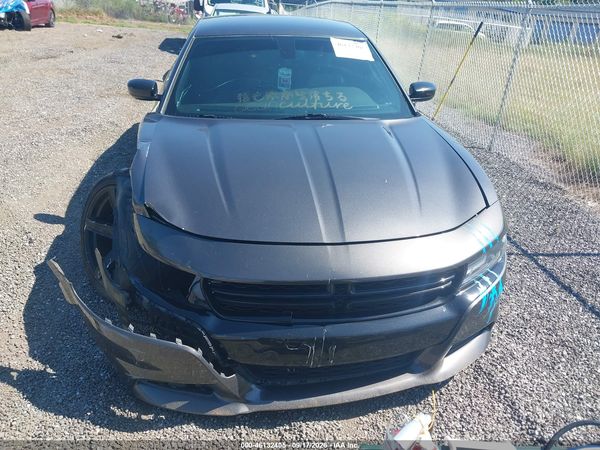 2016 DODGE CHARGER SXT — I115