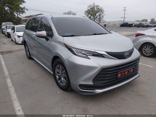 2021 TOYOTA SIENNA LE — I1