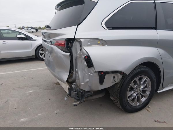 2021 TOYOTA SIENNA LE — I153