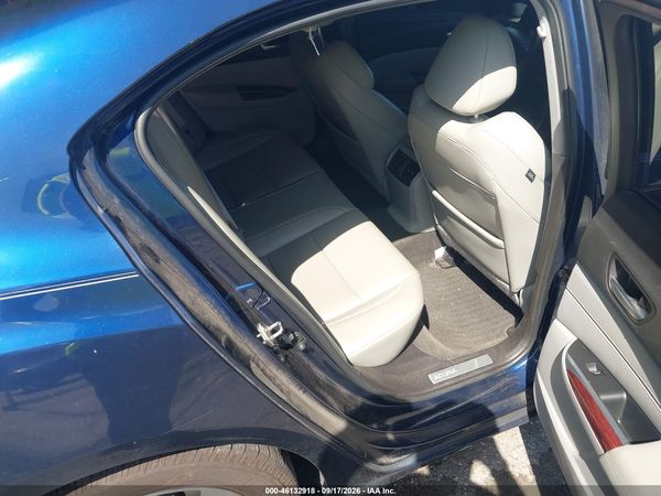 2016 ACURA TLX Base — I8