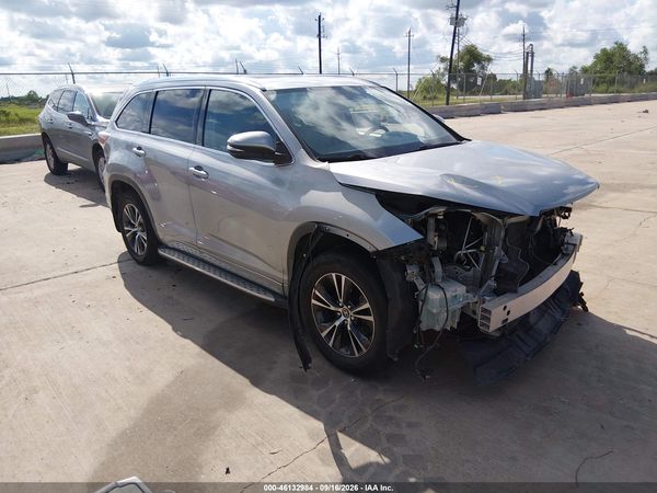 2016 TOYOTA HIGHLANDER XLE V6 — I1