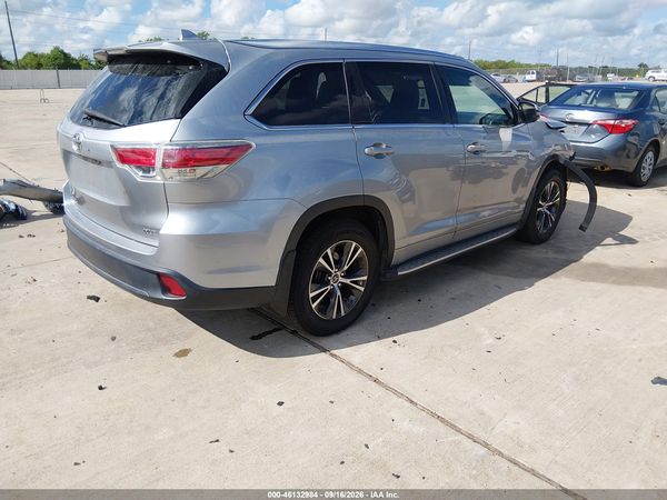 2016 TOYOTA HIGHLANDER XLE V6 — I4