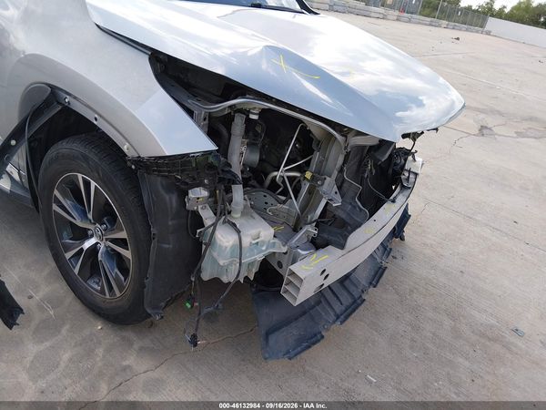 2016 TOYOTA HIGHLANDER XLE V6 — I6