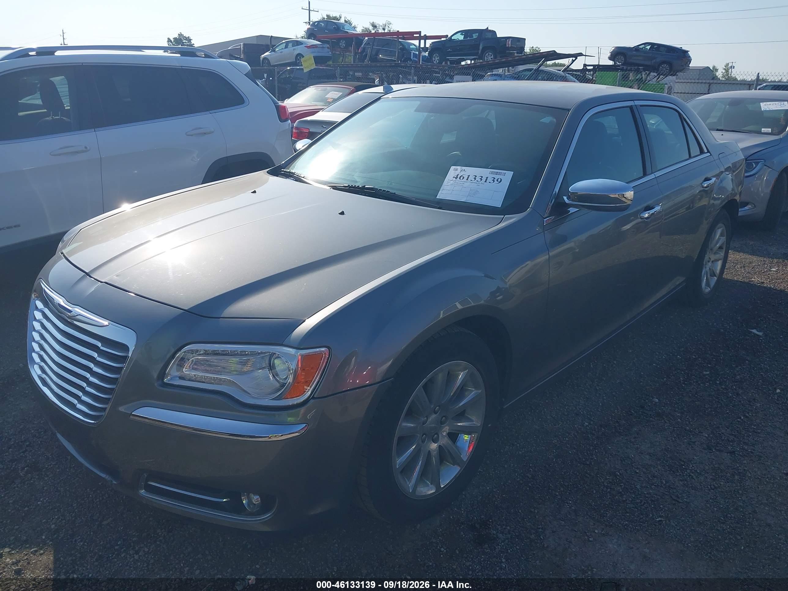 2012 CHRYSLER 300 LIMITED — I2