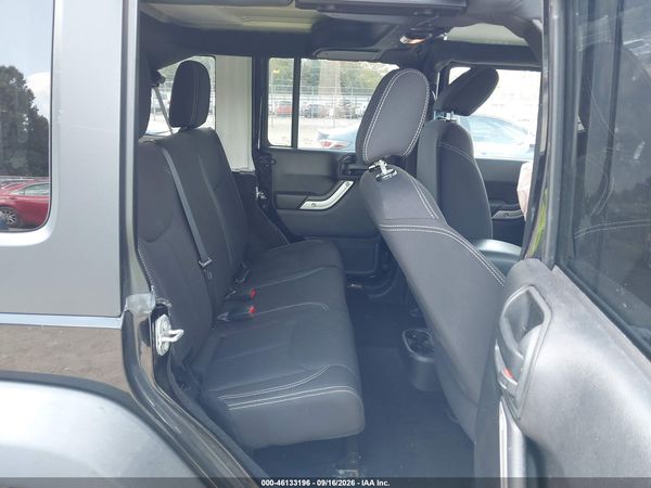 2017 JEEP WRANGLER UNLIMITED RUBICON 4X4 — I8