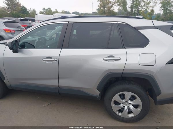 2019 TOYOTA RAV4 LE — I117