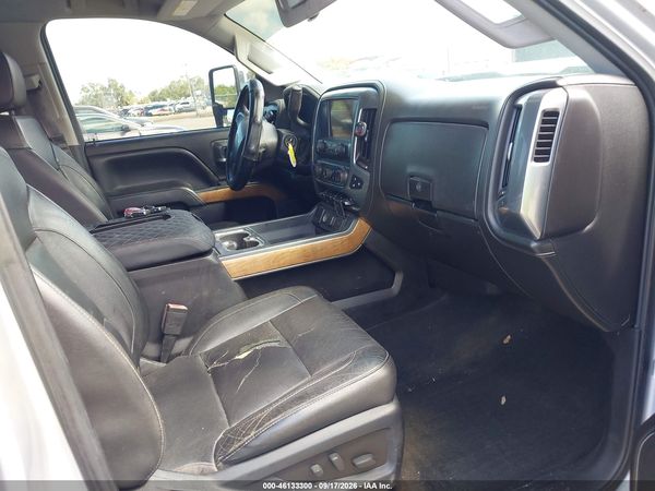 2016 CHEVROLET SILVERADO 3500HD LTZ — I28
