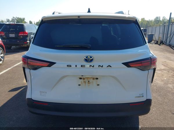 2021 TOYOTA SIENNA LE — I119